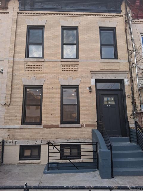 Multifamily For Sale - 97-15 75th Street<br/> Queens County, Ozone Park, NY 11416