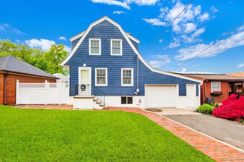 211 Bowne Street Bronx NY 10464
