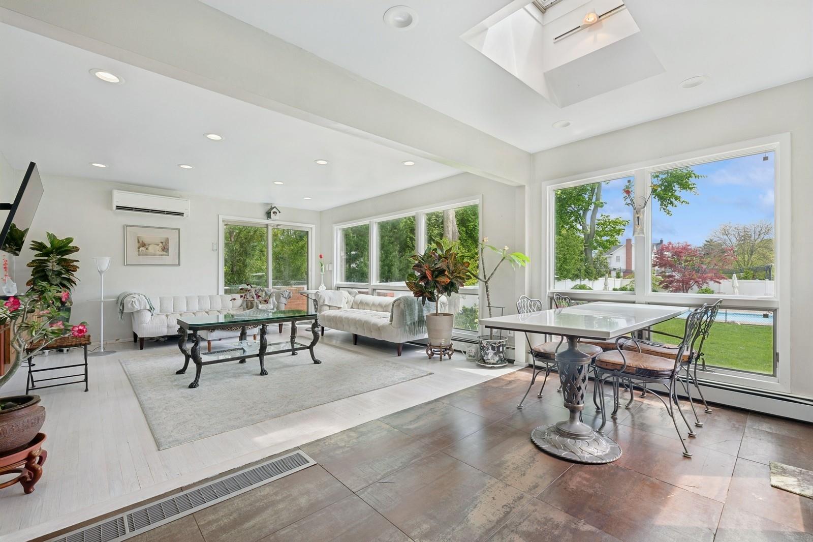 2525 Beverly Road, Merrick, New York image 14