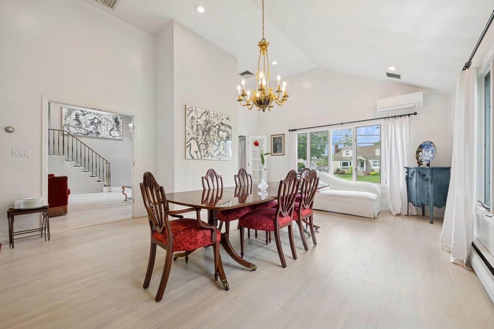 2525 Beverly Road, Merrick, New York image 10