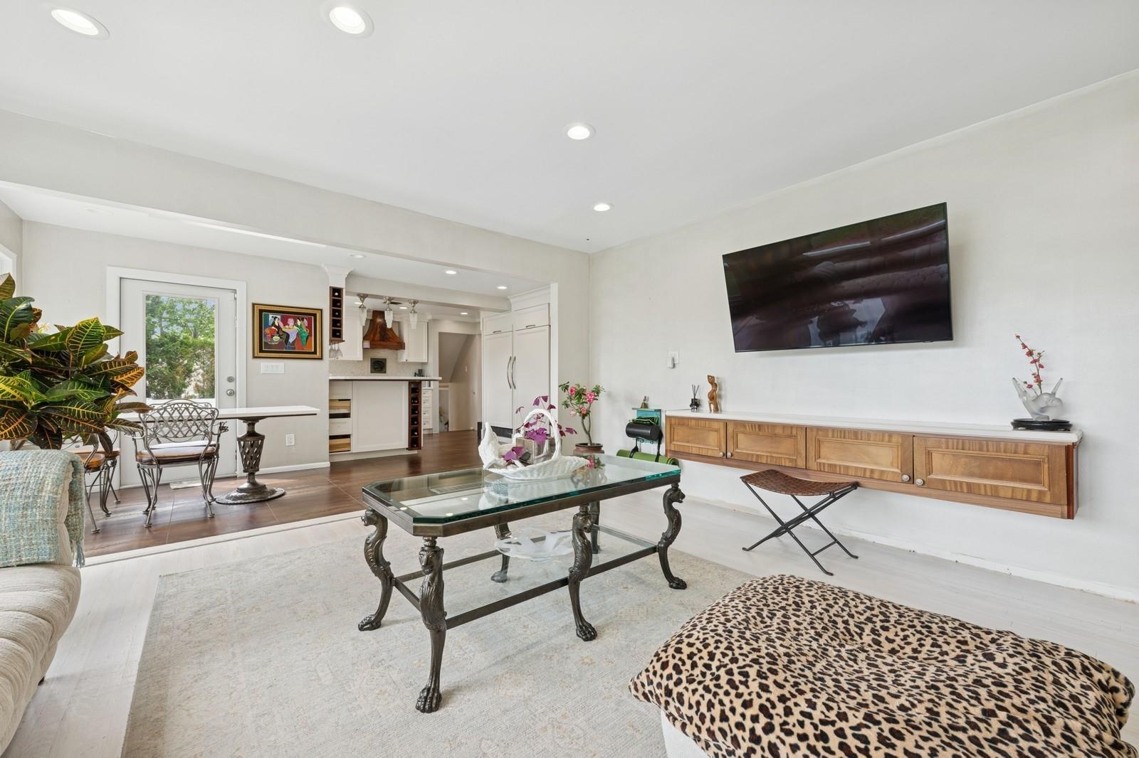 2525 Beverly Road, Merrick, New York image 16