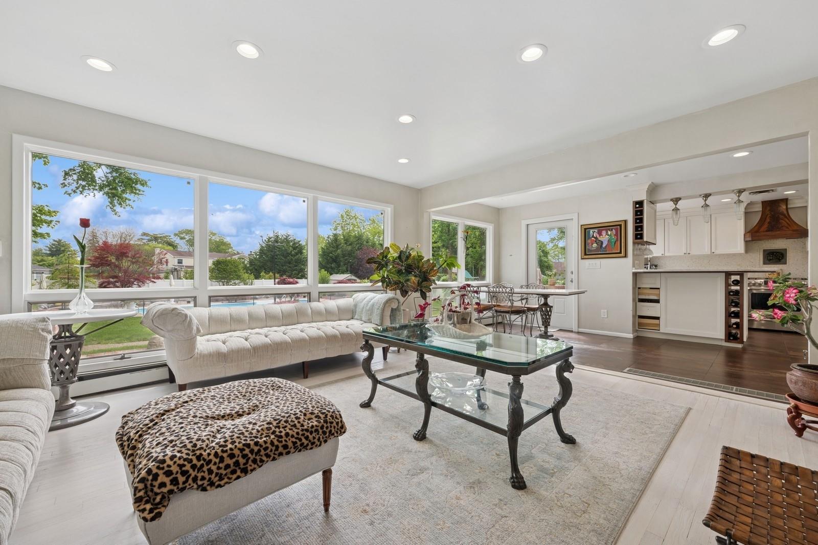 2525 Beverly Road, Merrick, New York image 17