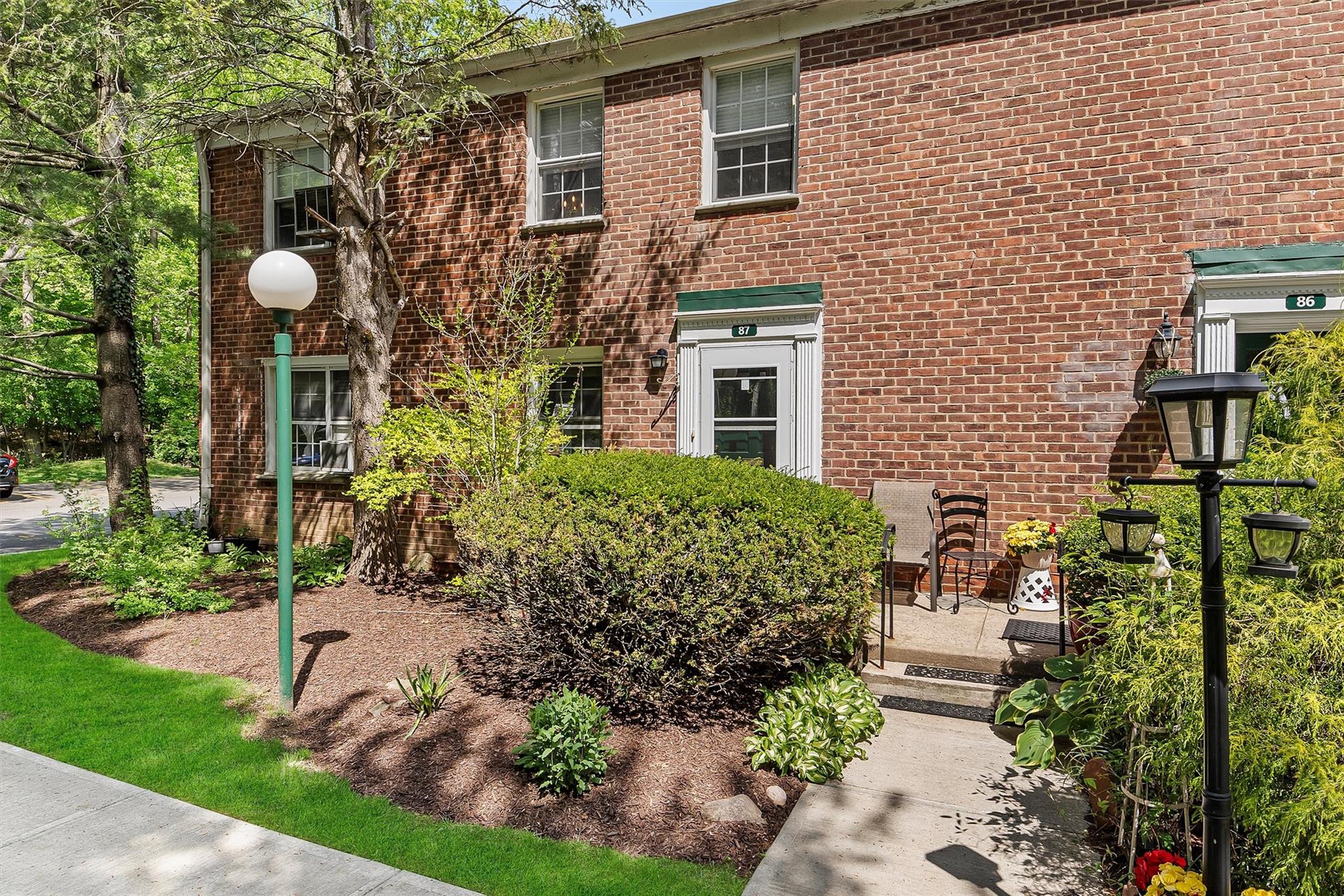 192 Pinewood Road #87, Hartsdale, New York image 4