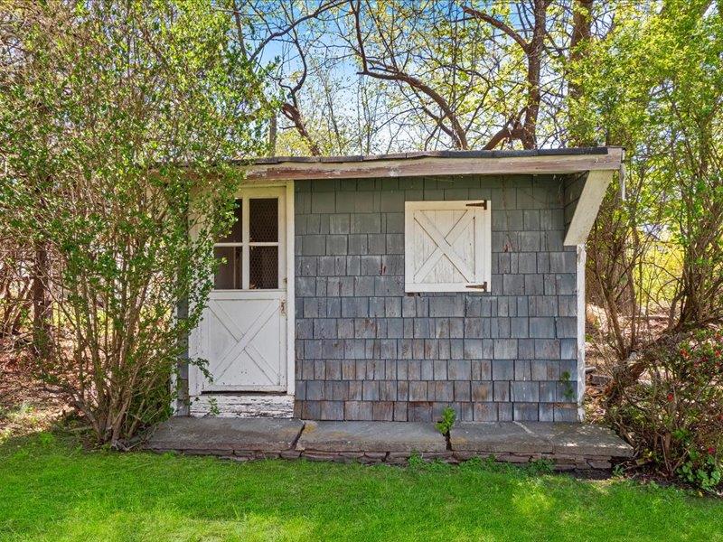 76 S Airmont Road, Suffern, New York image 37