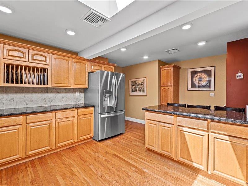76 S Airmont Road, Suffern, New York image 11