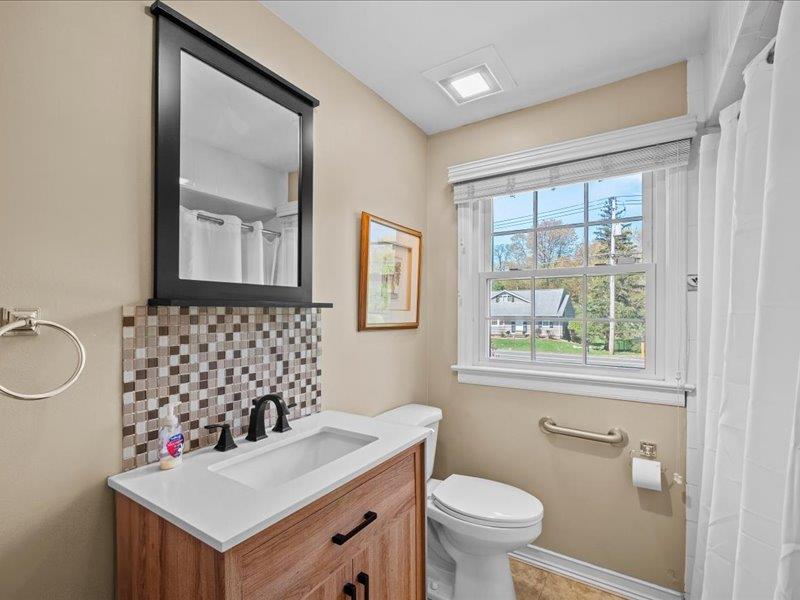 76 S Airmont Road, Suffern, New York image 33