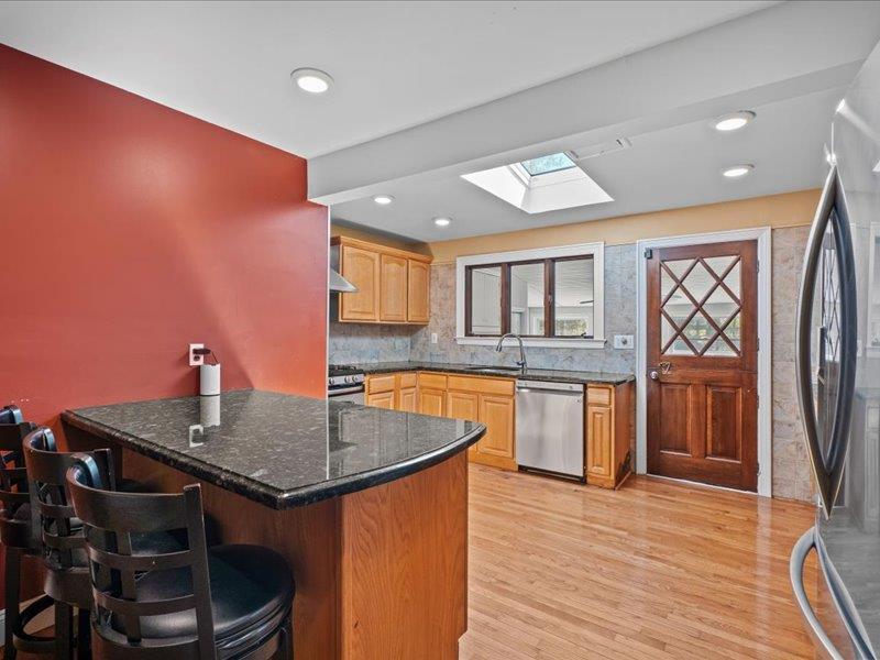 76 S Airmont Road, Suffern, New York image 8