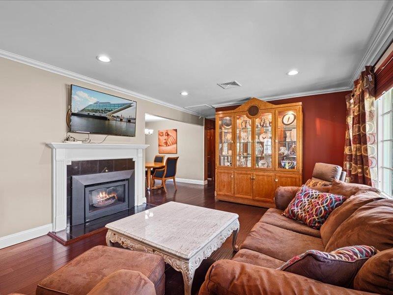 76 S Airmont Road, Suffern, New York image 15