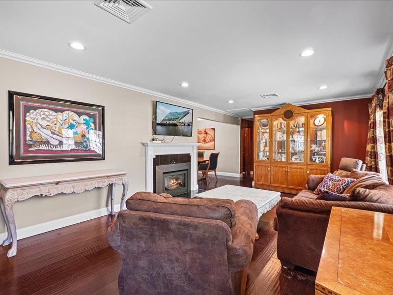 76 S Airmont Road, Suffern, New York image 14