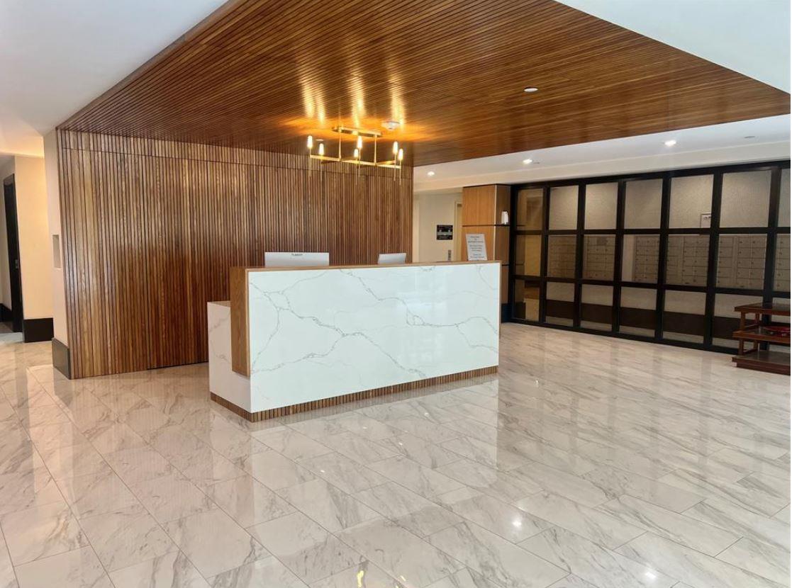 300 Mamaroneck 416