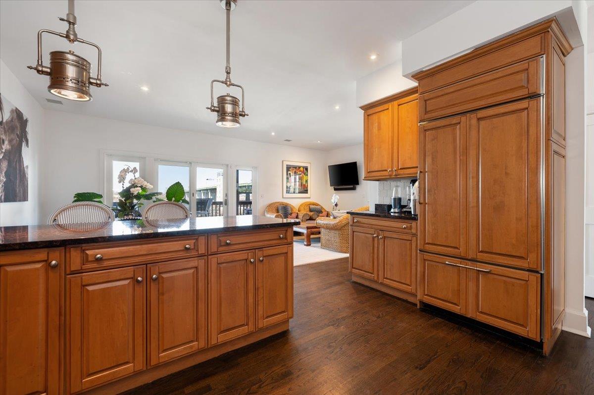 Atlantic Beach, New York 11509, United States, 3 Bedrooms Bedrooms, ,5 BathroomsBathrooms,Residential,Active,156995