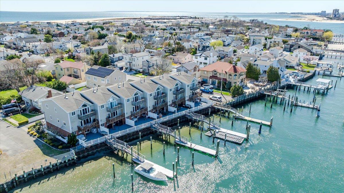 Atlantic Beach, New York 11509, United States, 3 Bedrooms Bedrooms, ,5 BathroomsBathrooms,Residential,Active,156995