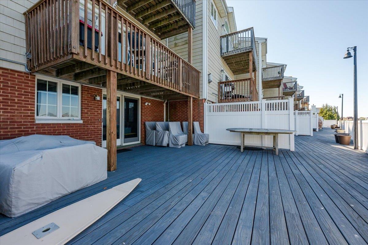 Atlantic Beach, New York 11509, United States, 3 Bedrooms Bedrooms, ,5 BathroomsBathrooms,Residential,Active,156995