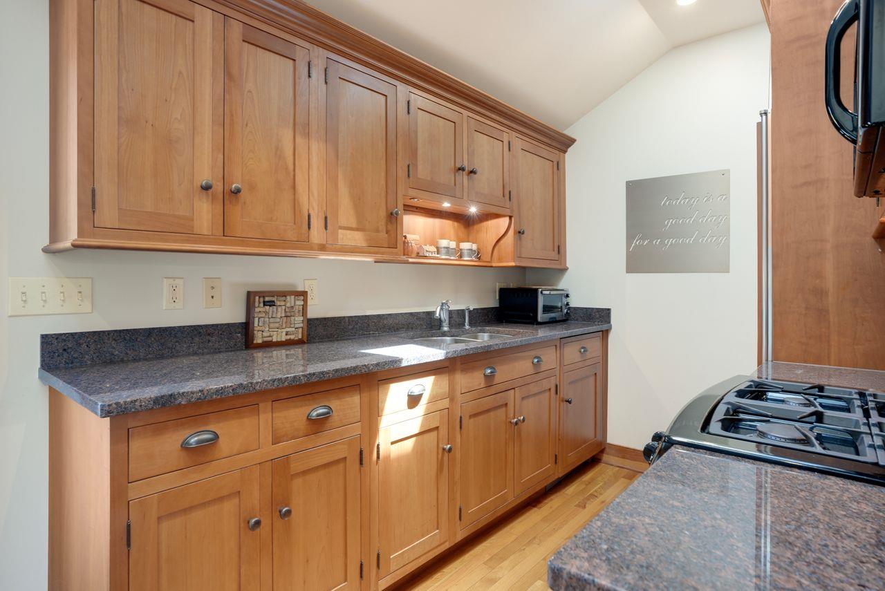226 W Mount Airy Road, Croton-on-Hudson, Florida image 11
