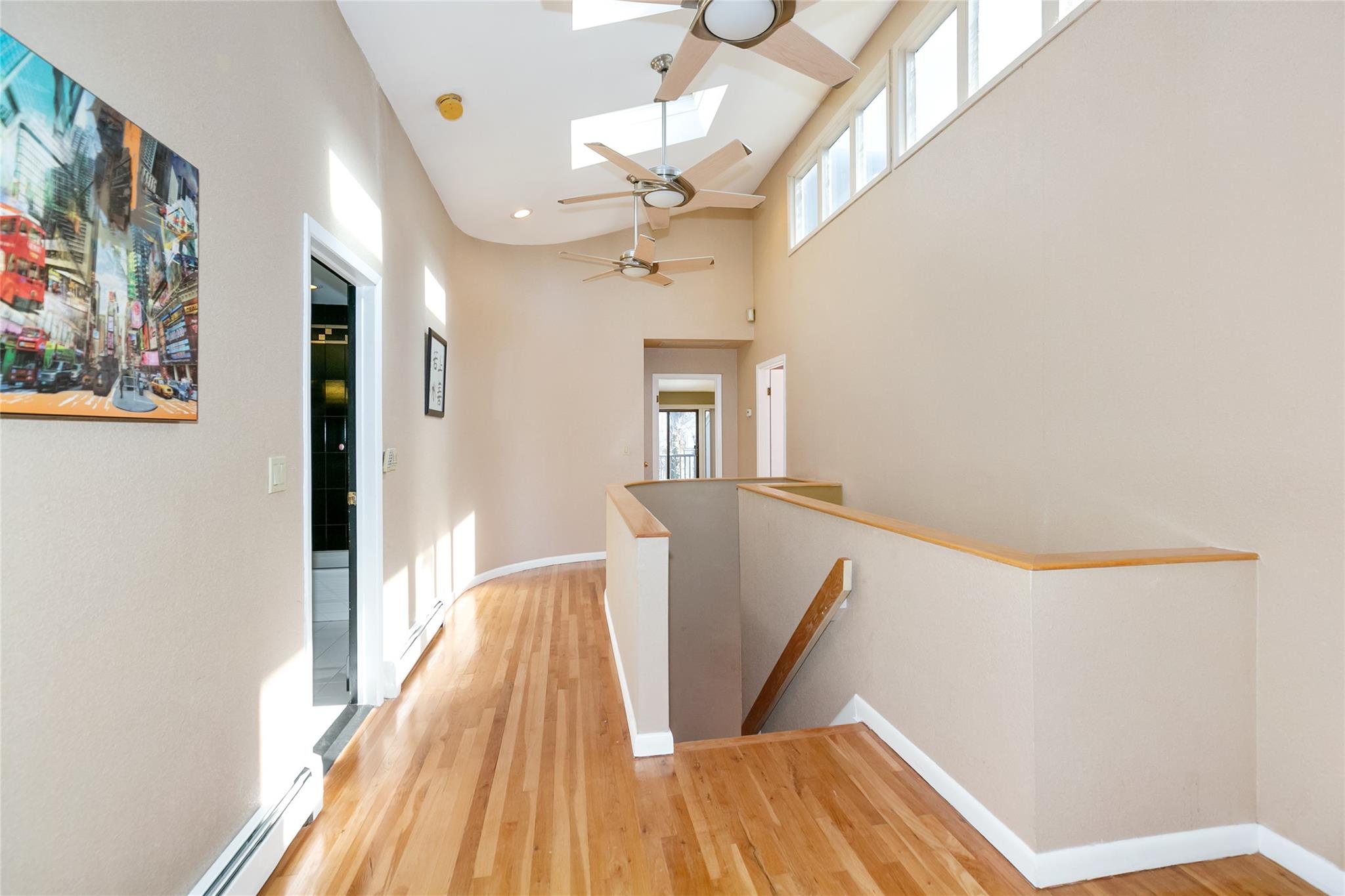 600 Oak Ridge Lane, Albertson, New York image 17