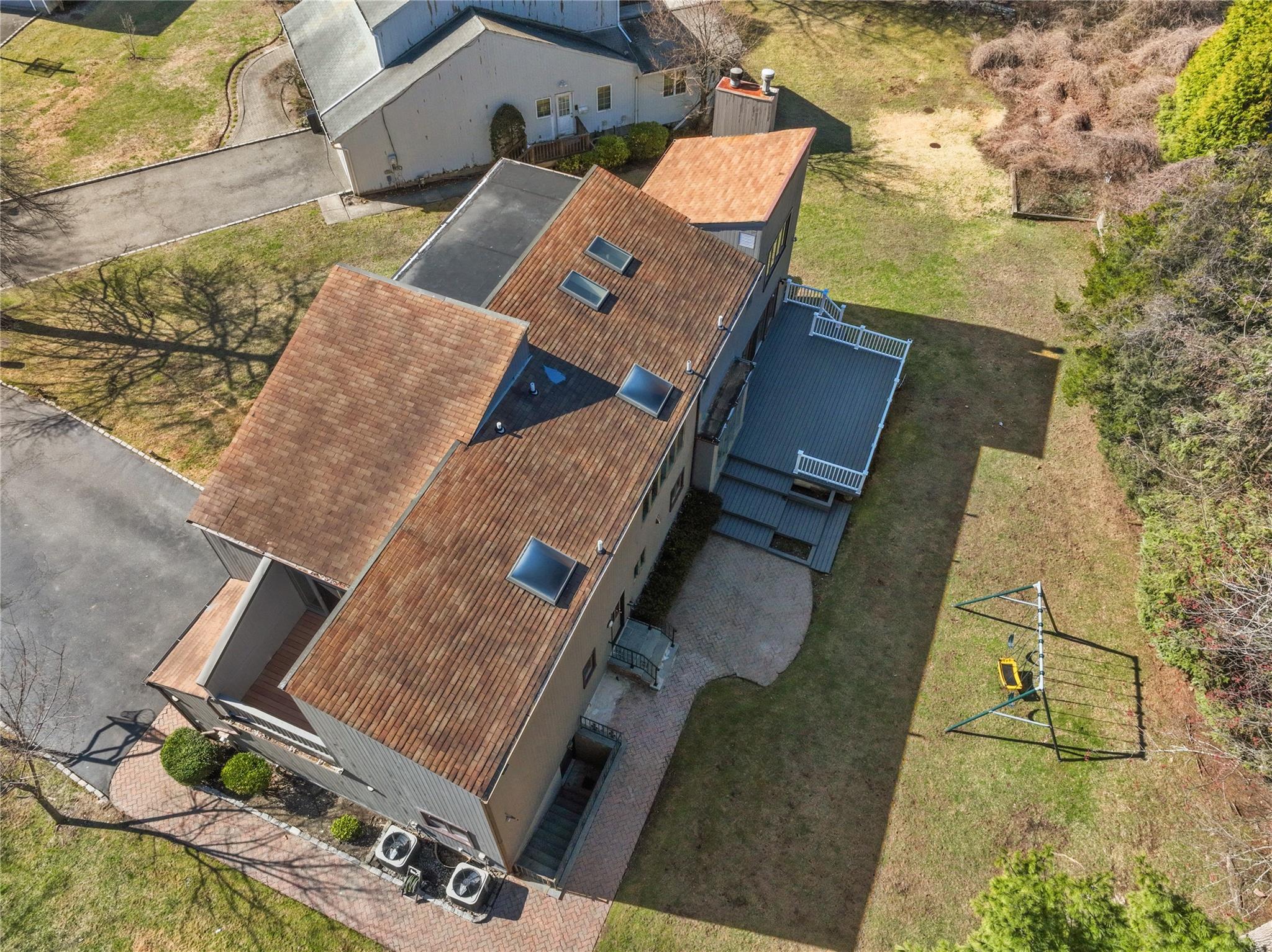 600 Oak Ridge Lane, Albertson, New York image 5