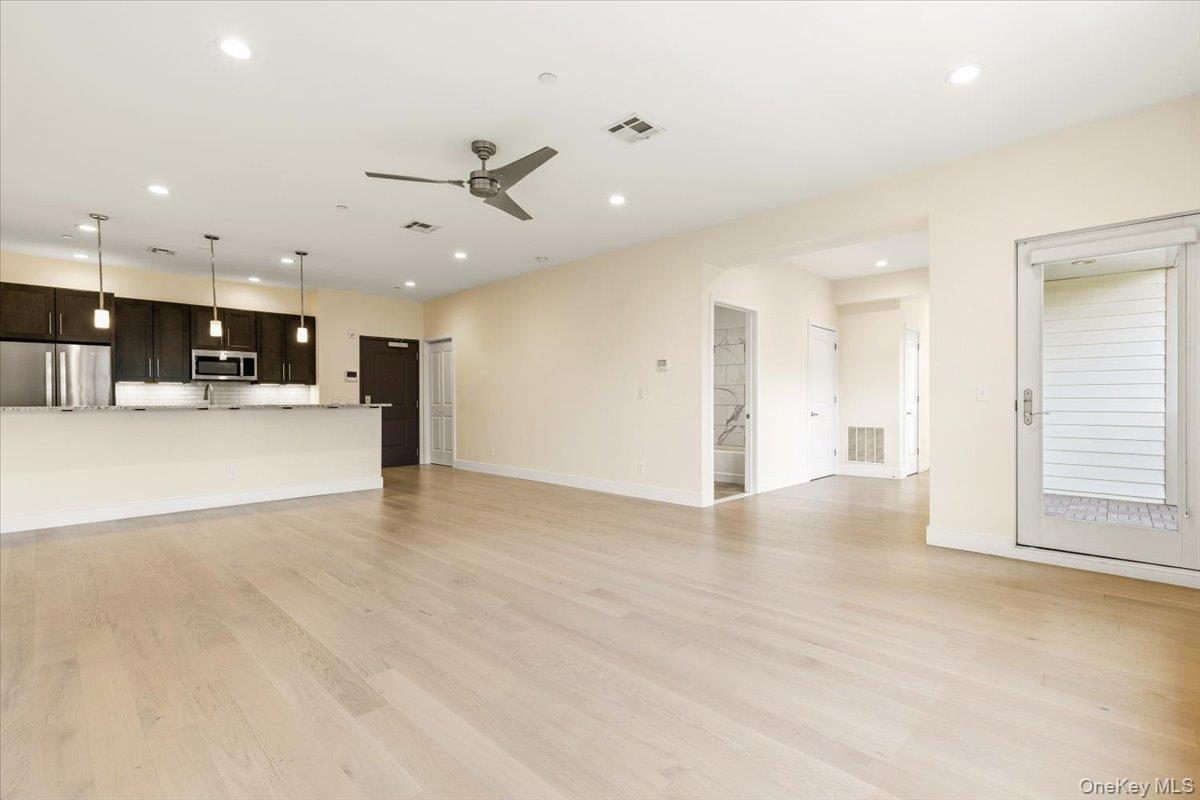 30 Beekman Street 207