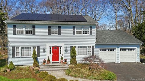 17 Quaker Hill Road Stony Brook NY 11790