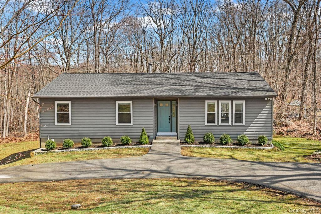 Photo of 158 Kent Shore Drive, Carmel, NY 10512 (MLS # 977467)