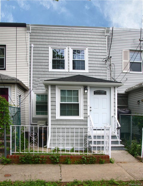 Homes For Sale - 154-05 118th Avenue<br/> Jamaica, NY 11434
