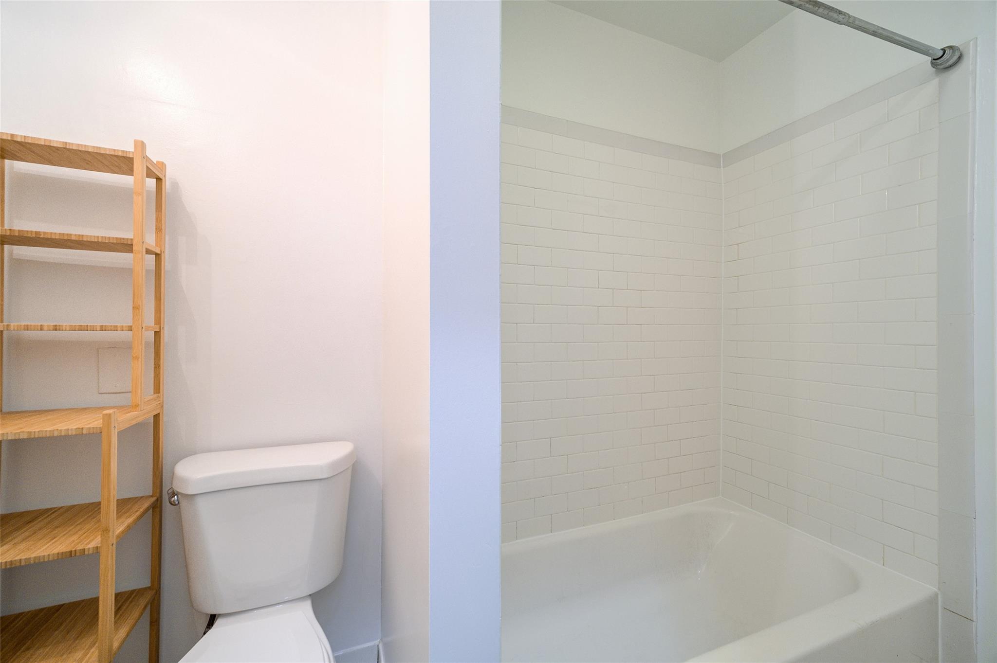 Beacon, New York 12508, United States, 1 Bedroom Bedrooms, ,1 BathroomBathrooms,Residential,Active,127707