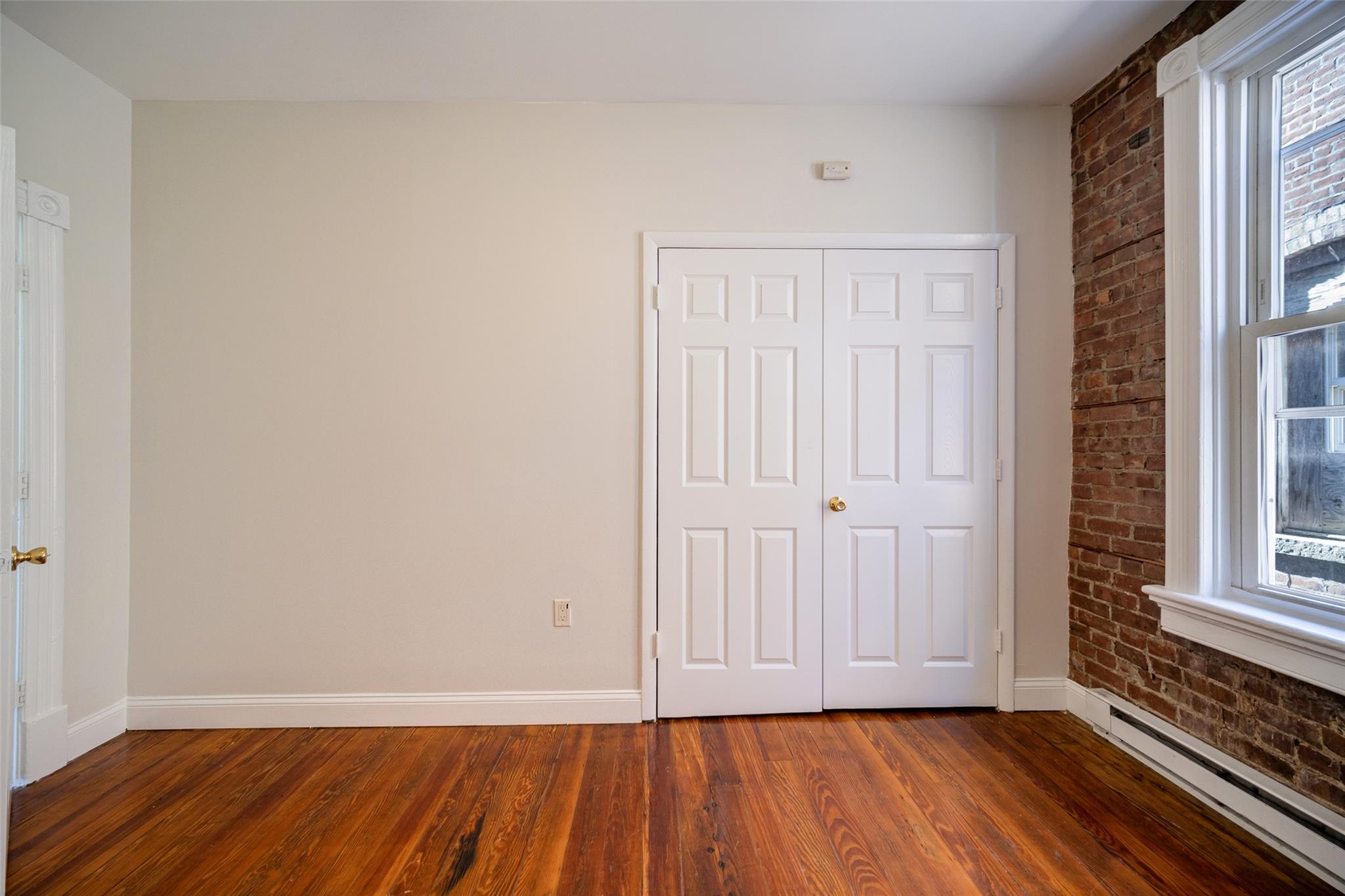 Beacon, New York 12508, United States, 1 Bedroom Bedrooms, ,1 BathroomBathrooms,Residential,Active,127707