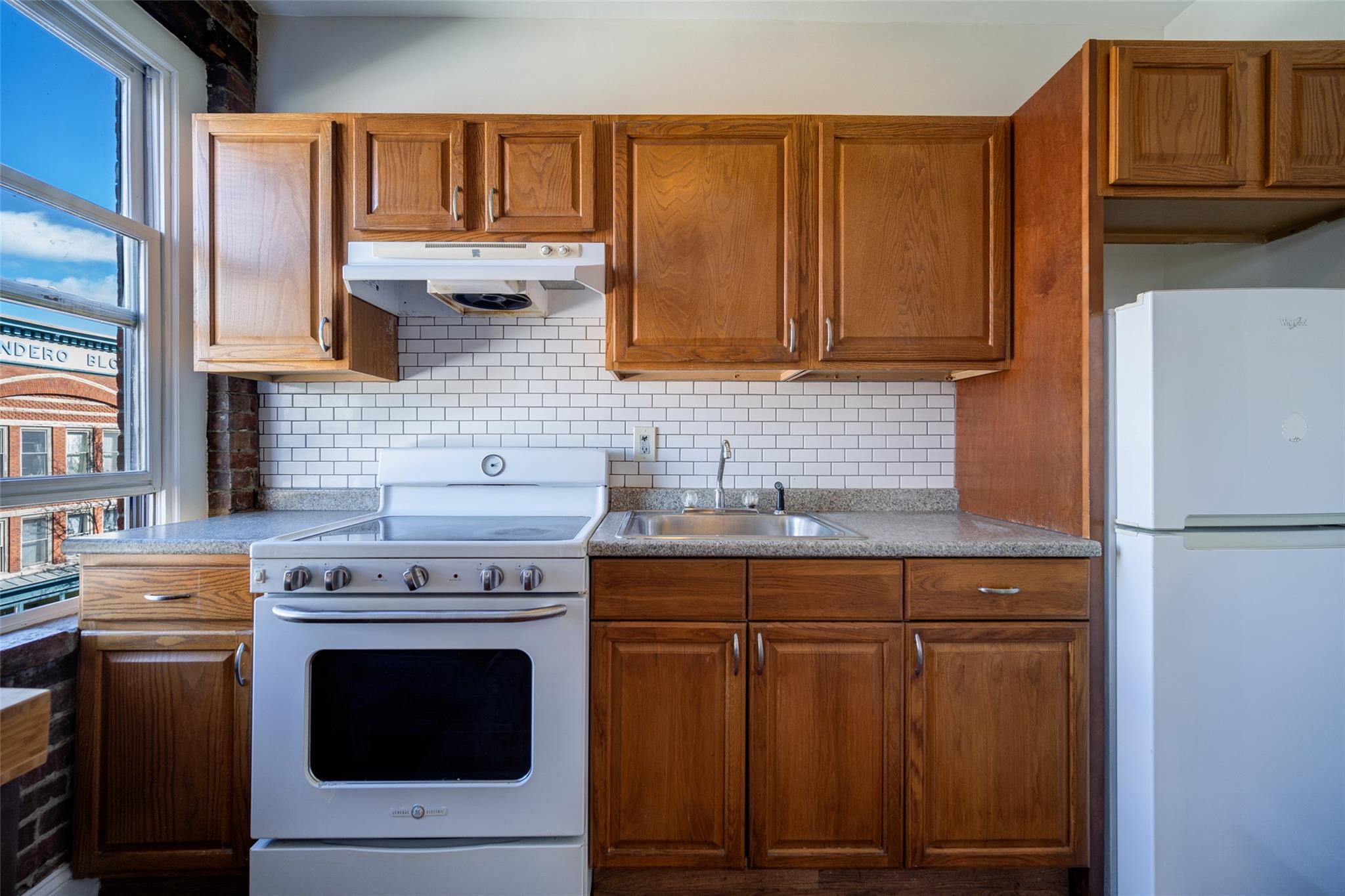 Beacon, New York 12508, United States, 1 Bedroom Bedrooms, ,1 BathroomBathrooms,Residential,Active,127707