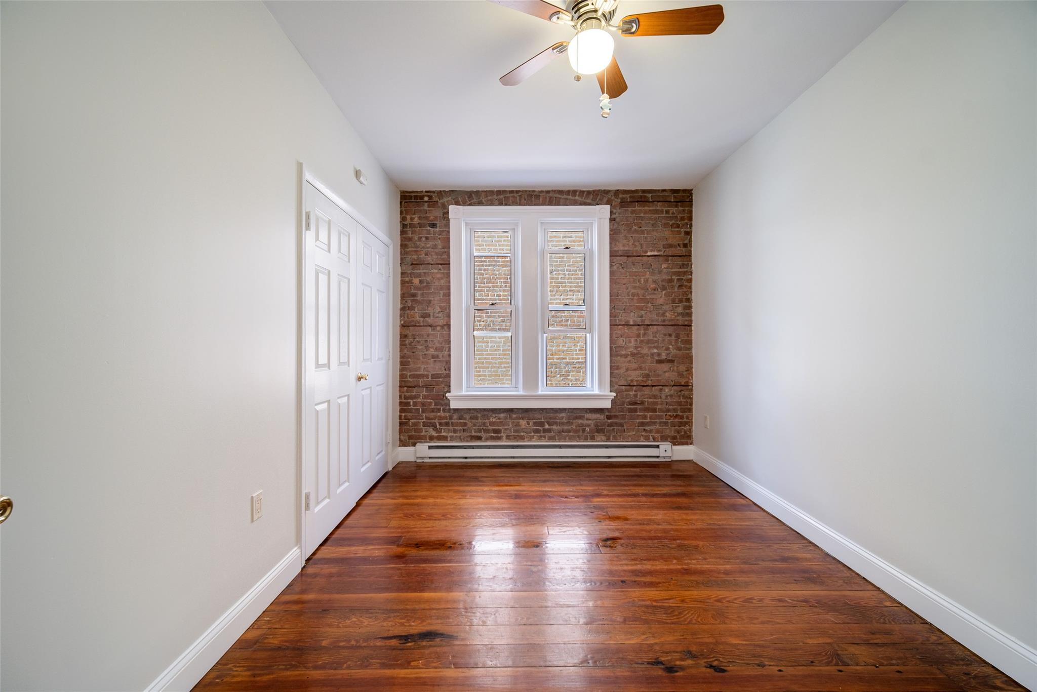 Beacon, New York 12508, United States, 1 Bedroom Bedrooms, ,1 BathroomBathrooms,Residential,Active,127707