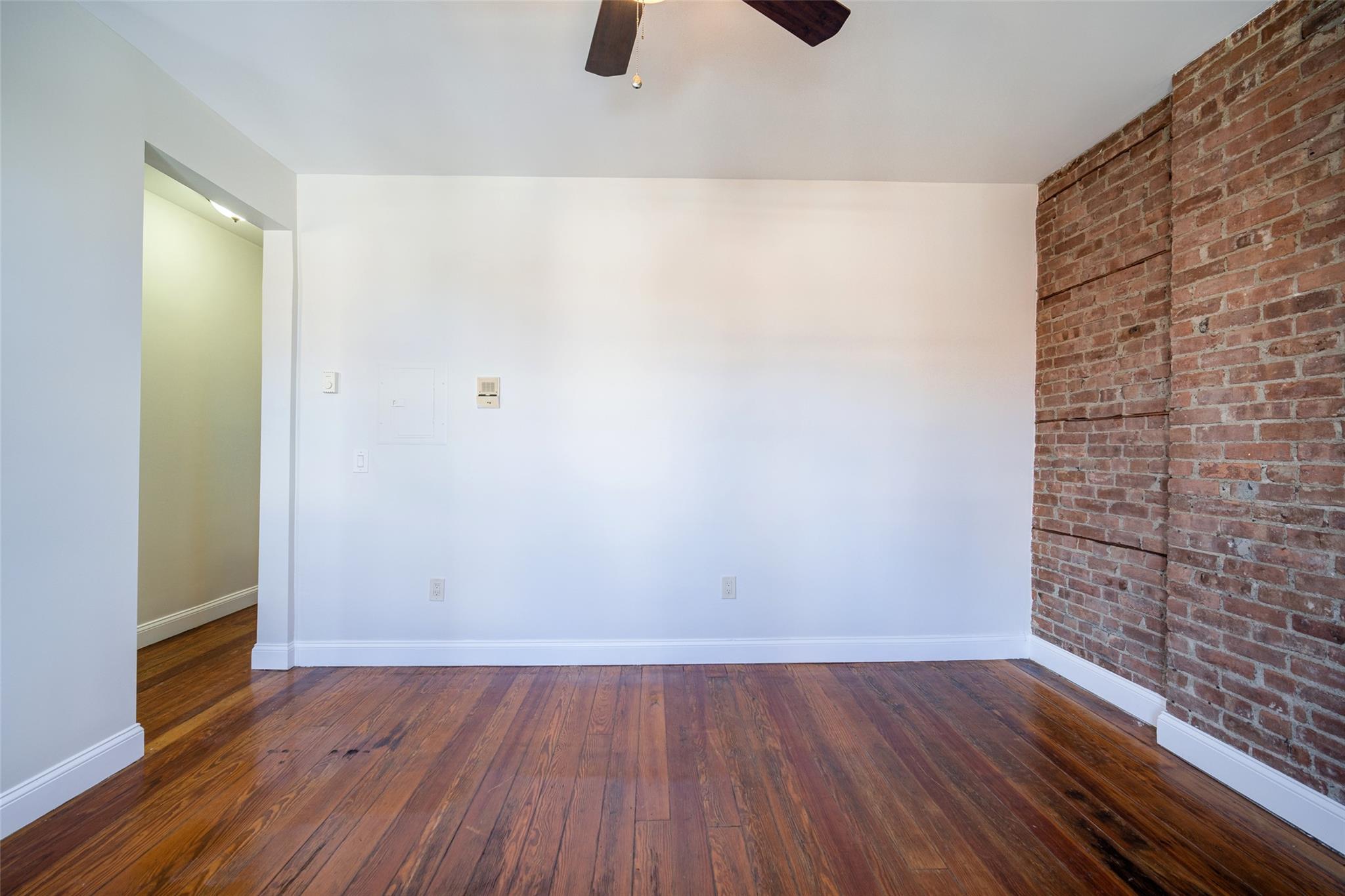 Beacon, New York 12508, United States, 1 Bedroom Bedrooms, ,1 BathroomBathrooms,Residential,Active,127707