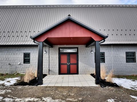 16 Almond Tree Lane Warwick NY 10990