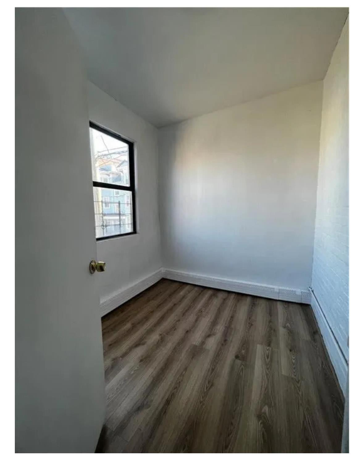 11 Lawrence st