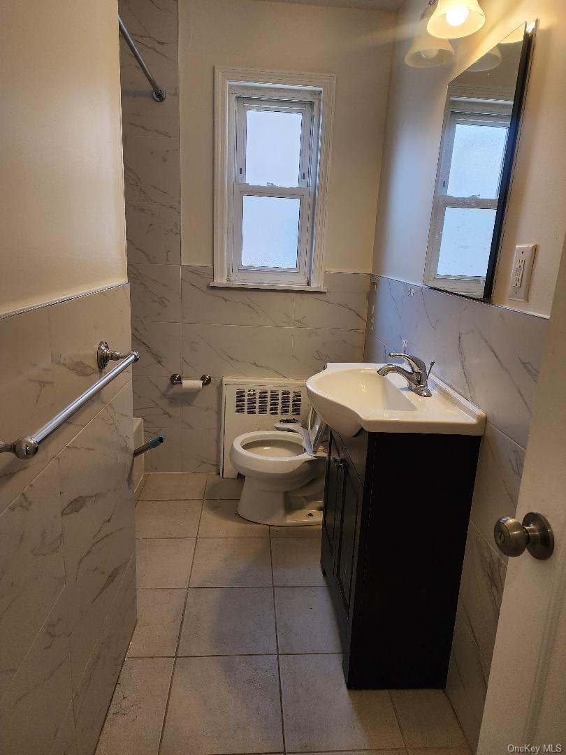 211-52 46 Rd