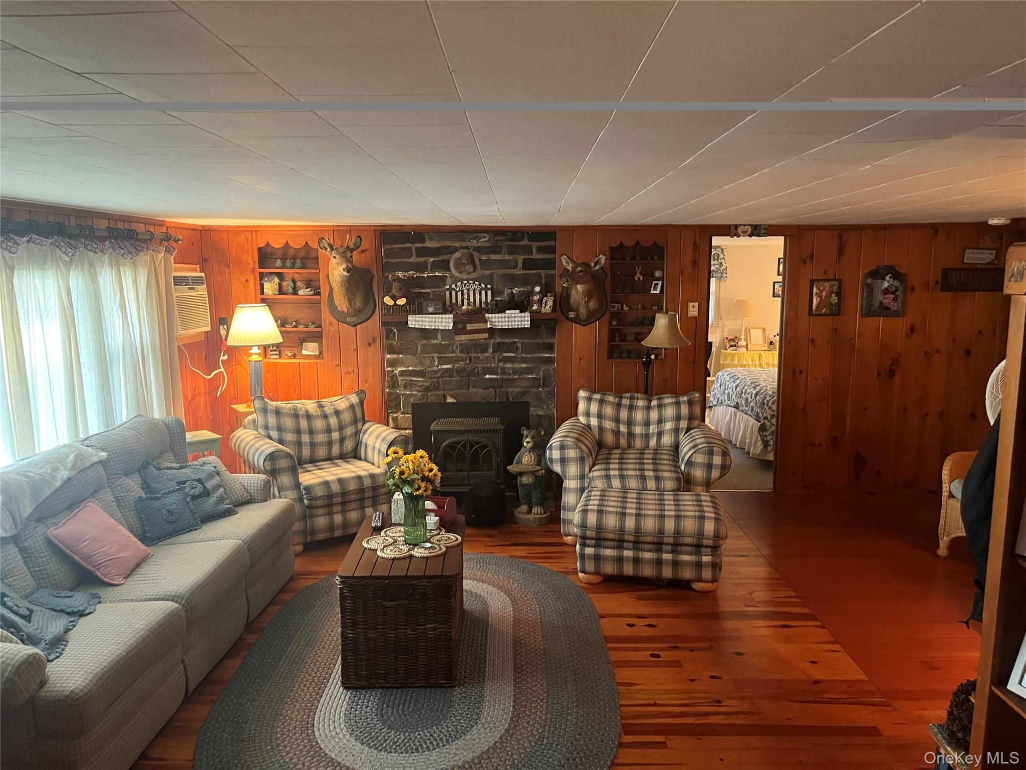 16 Gold Point Road