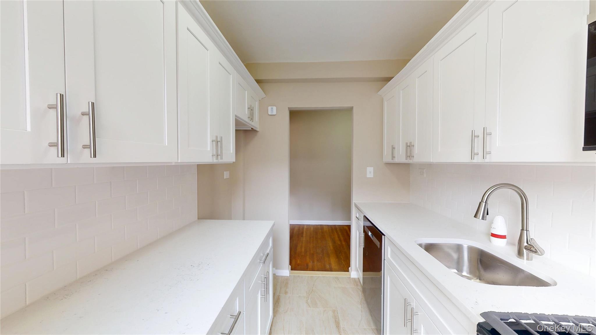 112-30 Northern Boulevard 4B