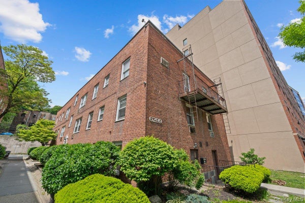 6299 BROADWAY APT C3A, BRONX, NY 10471 - Image 6aedd5432af6b5a2074b990dea24c48a/4271947634