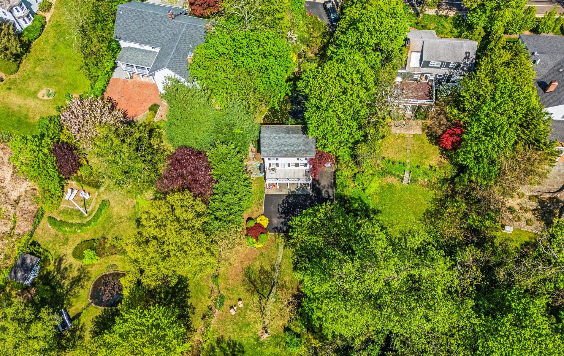 80 E Broadway, Roslyn, New York image 39