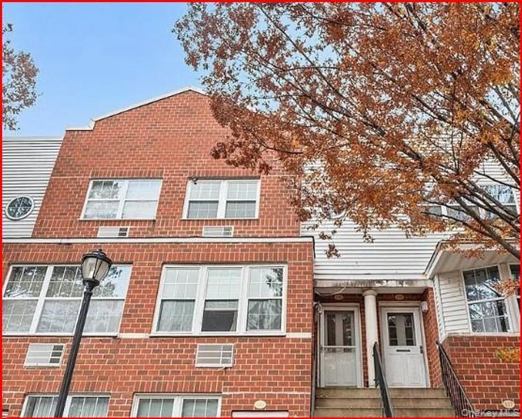 Photo of 126 Sunset Boulevard #11126, Bronx, NY 10473 (MLS # 998939)