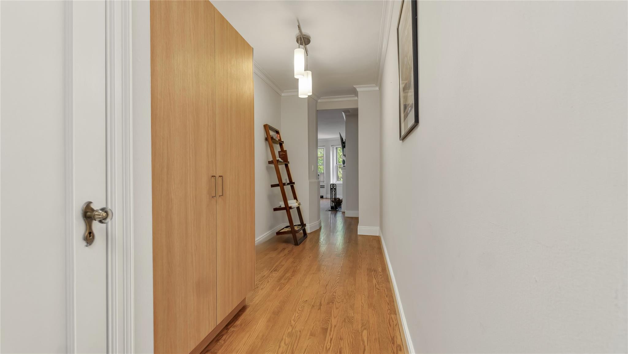 8 Barstow Road #2G, Great Neck, New York image 10