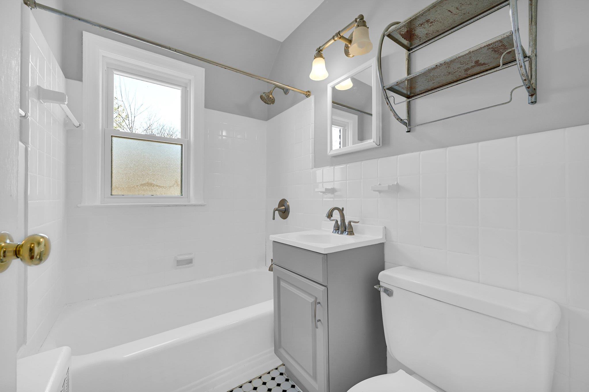 10 Elkan Road, Larchmont, New York image 14