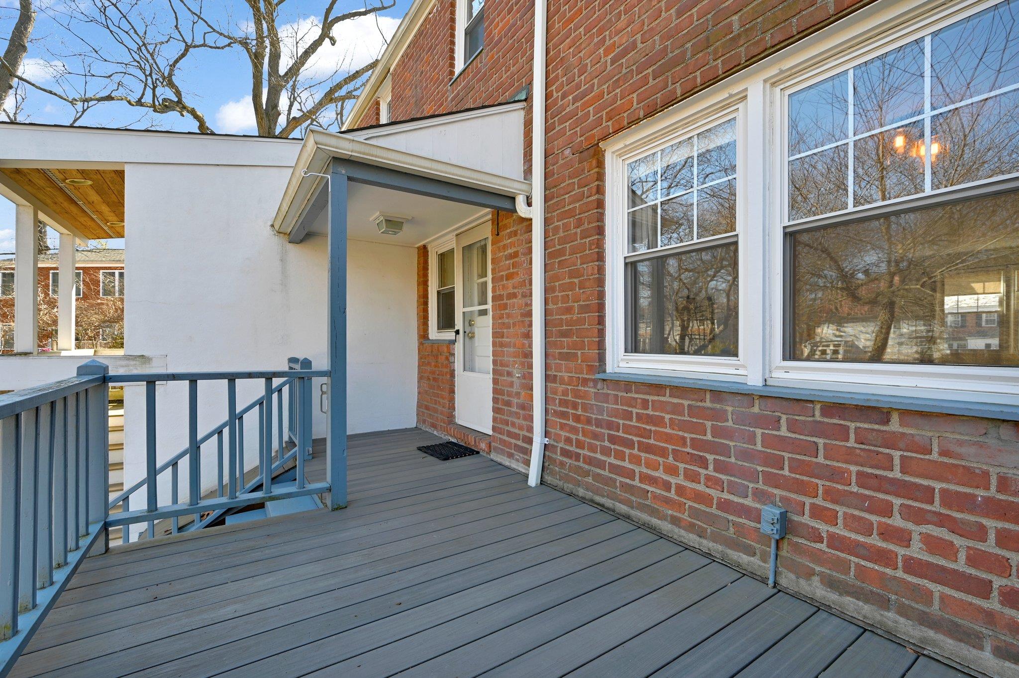 10 Elkan Road, Larchmont, New York image 21