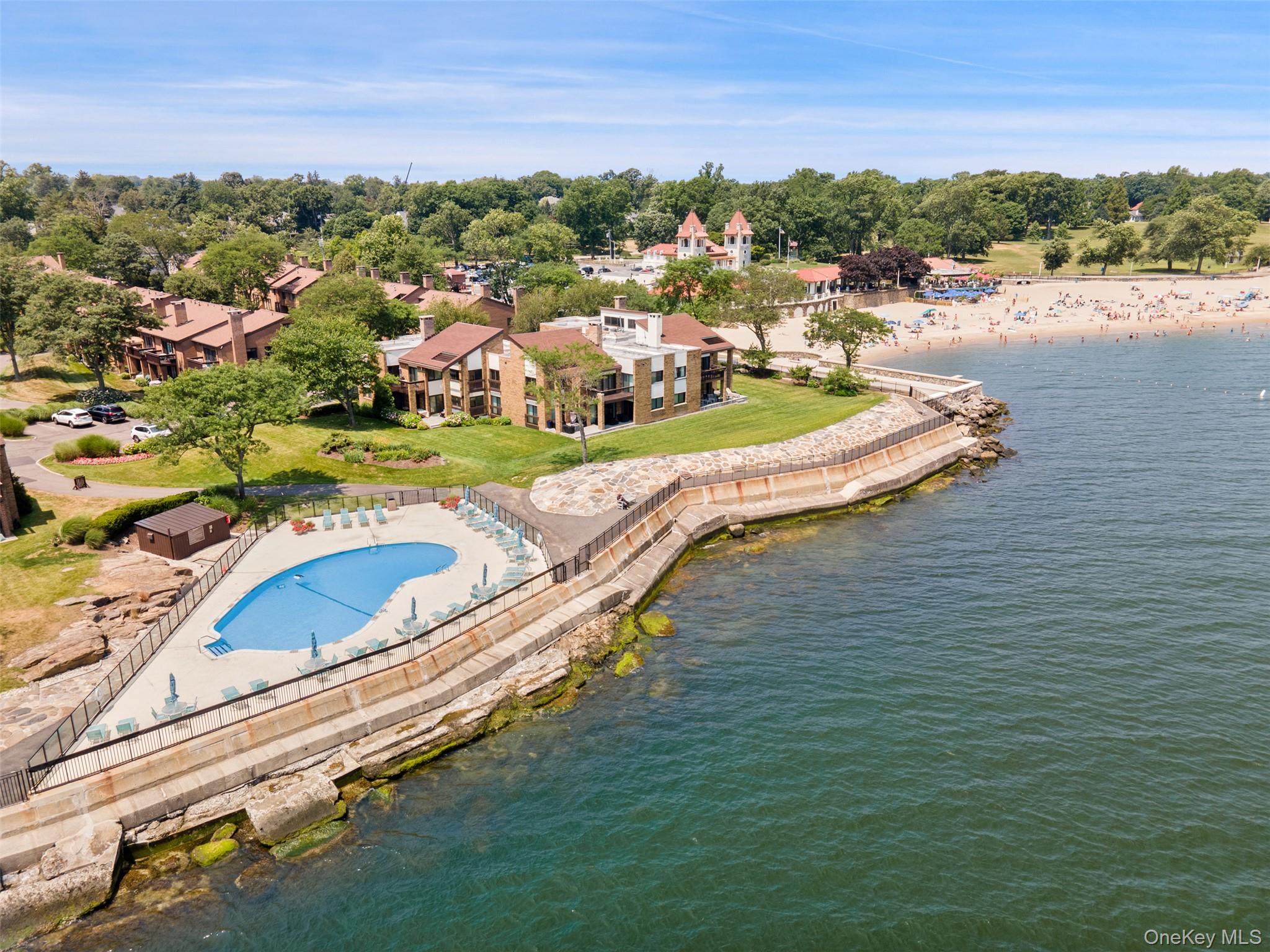 54 Waters Edge