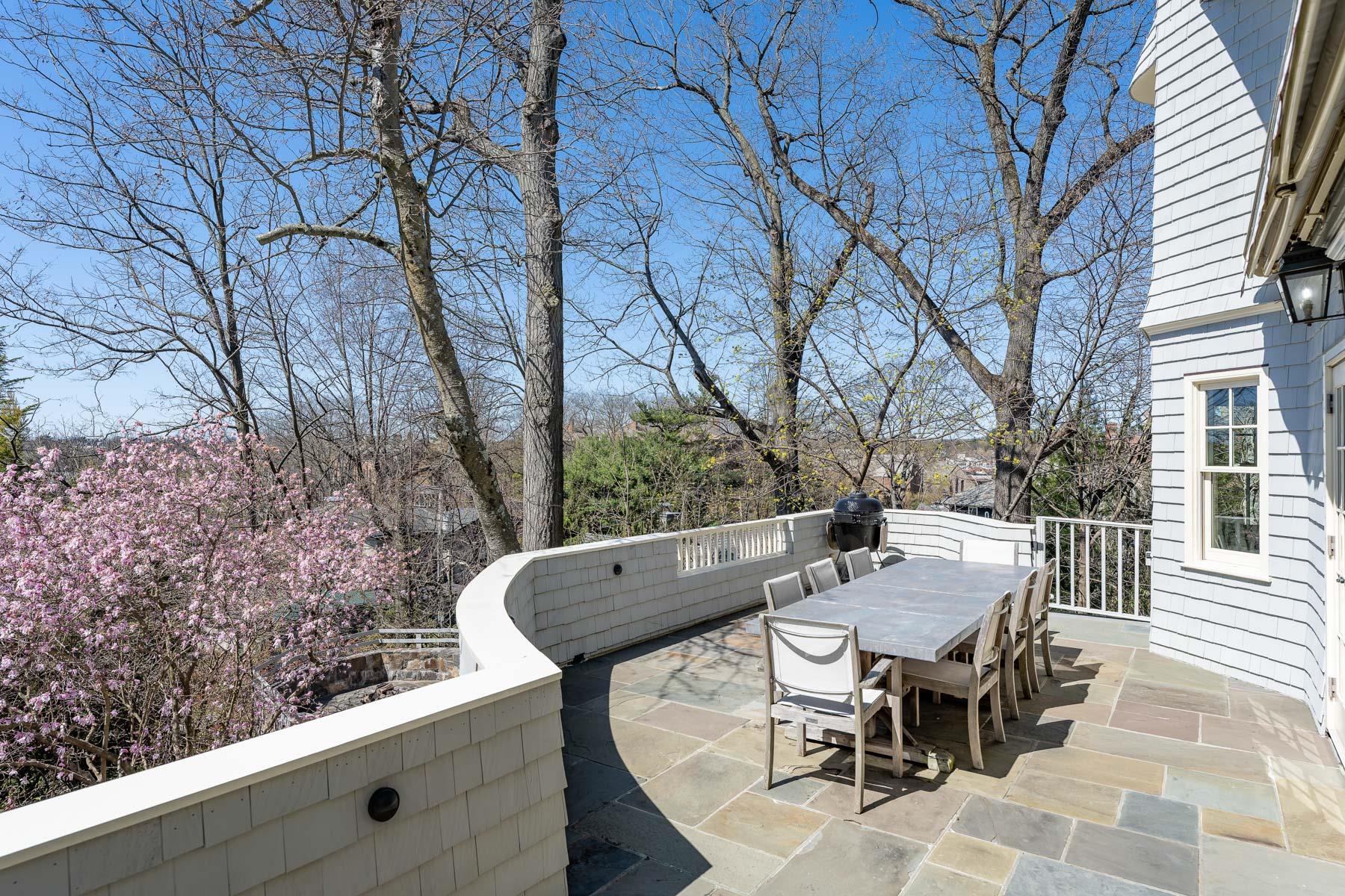 6 Sunset Avenue, Bronxville, New York image 26
