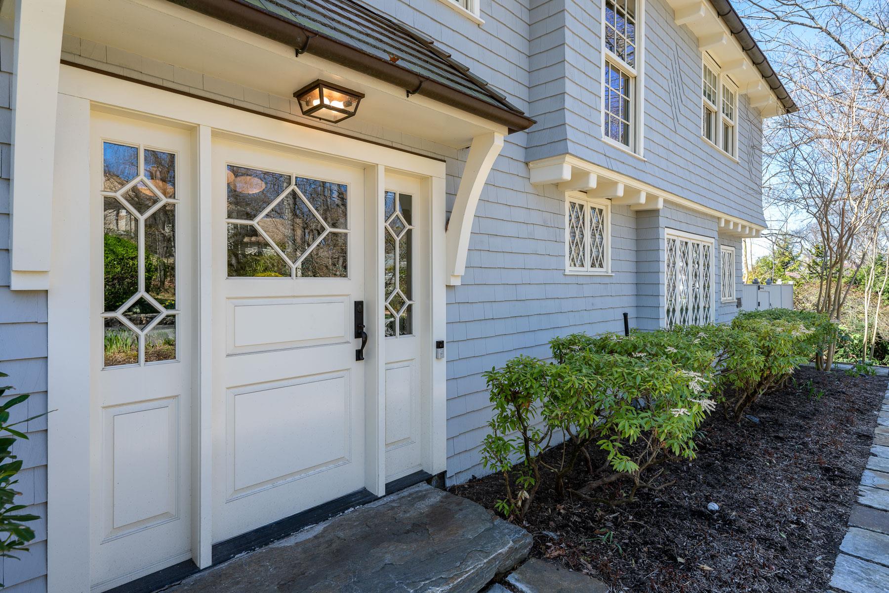6 Sunset Avenue, Bronxville, New York image 2