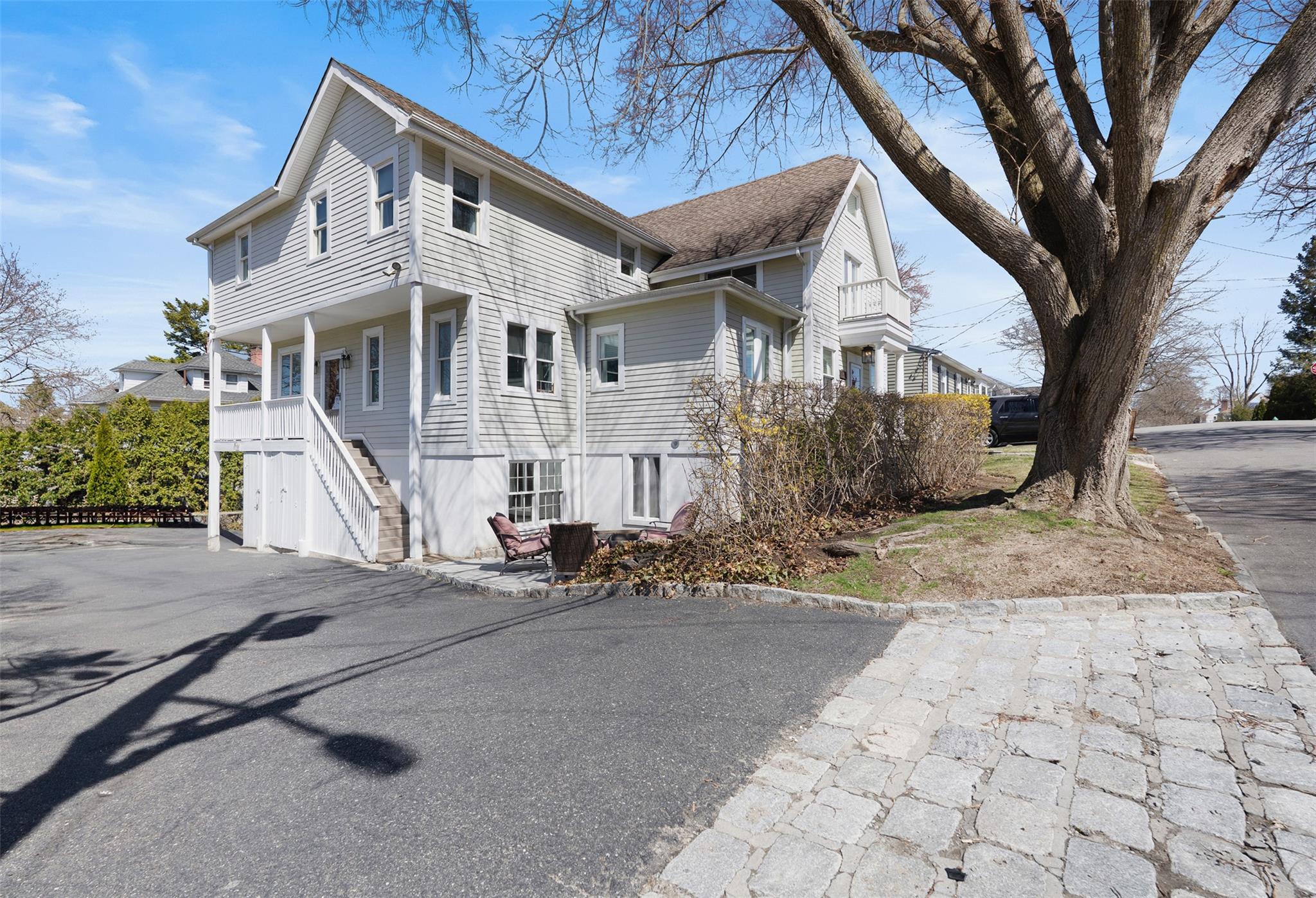 126 Wayne Avenue