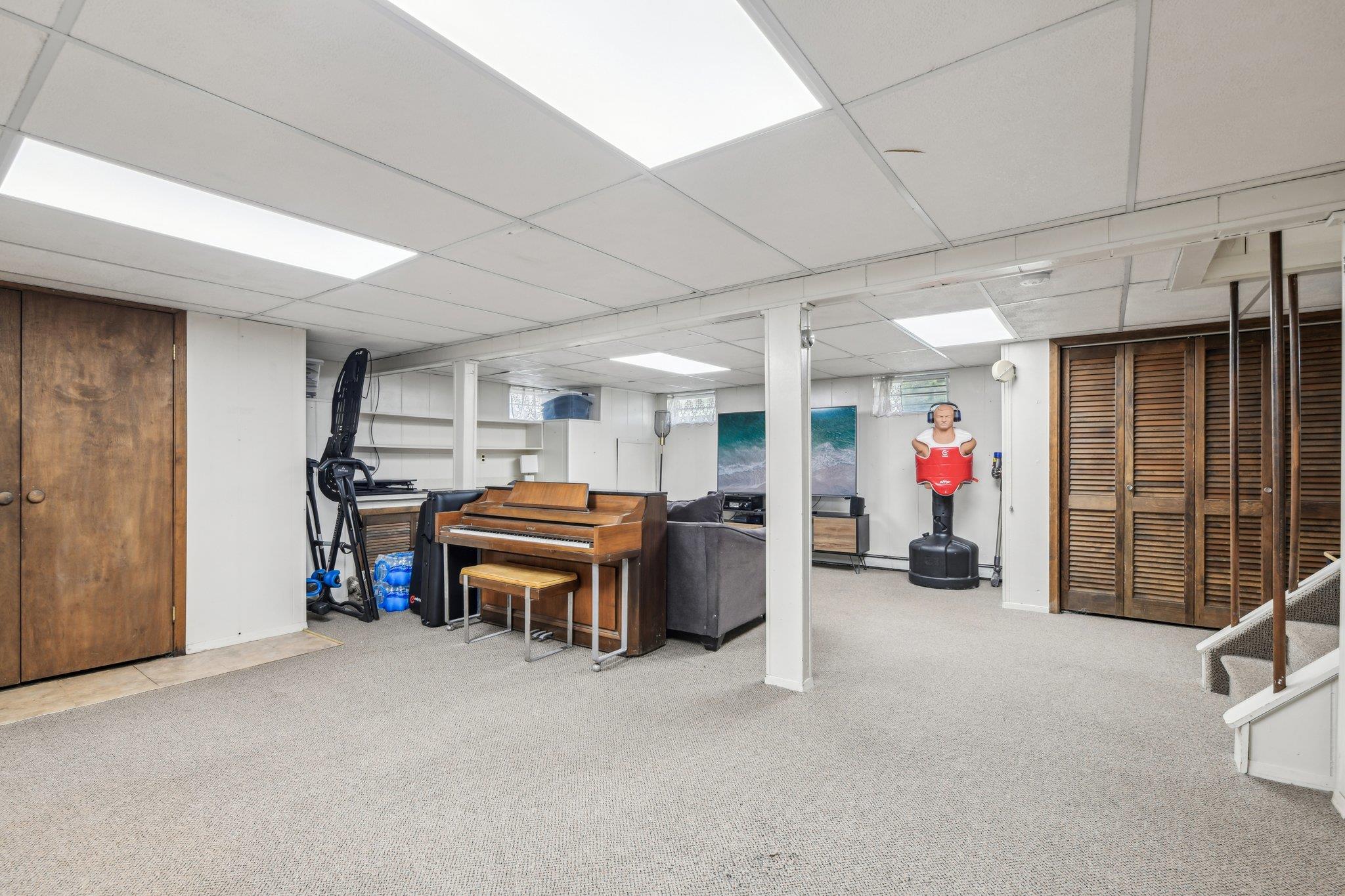 127 Jamaica Avenue, Medford, New York image 25