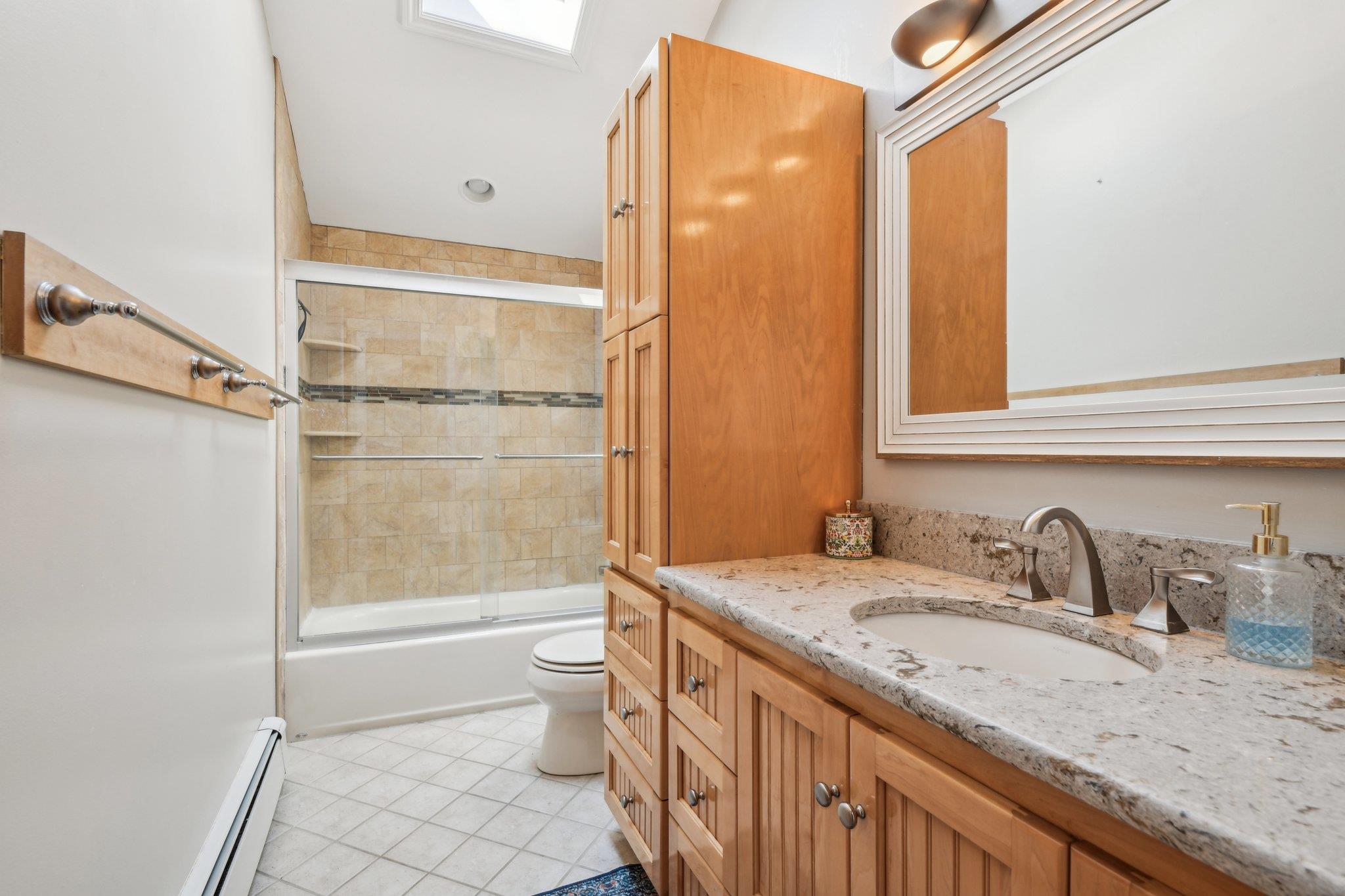 127 Jamaica Avenue, Medford, New York image 18