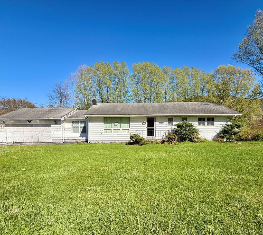 Photo of 24 Cherry Lane, Ellenville, NY 12428 (MLS # 991604)