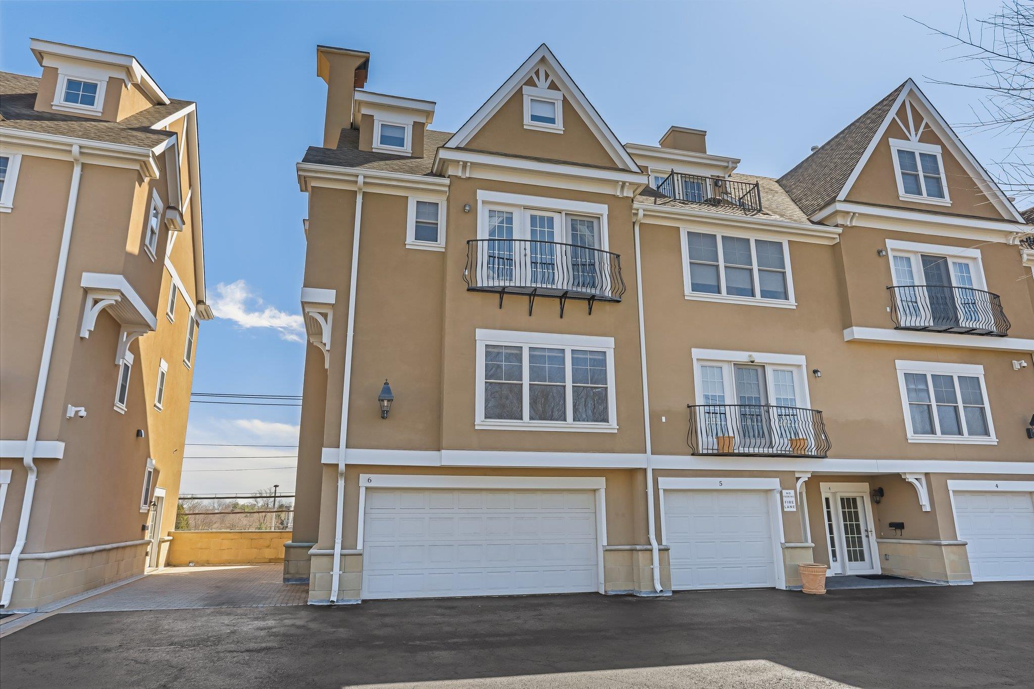 80 Old Boston Post Road #6, New Rochelle, New York image 30