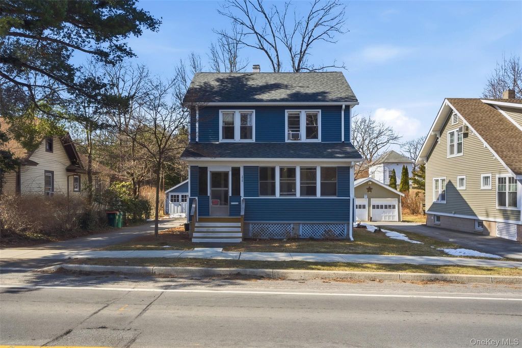 Photo of 110 Innis Avenue, Poughkeepsie, NY 12601 (MLS # 971997)