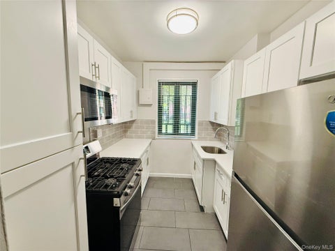 Photo of 1562 Unionport Road #MD, Bronx, NY 10462 (MLS # 1060367)